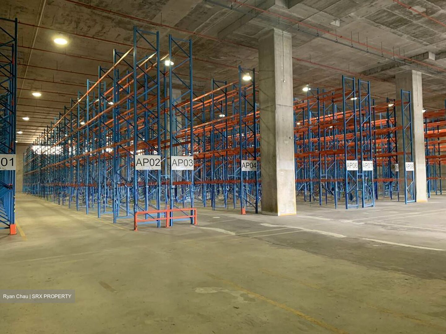 Gul Street 4 (D22), Warehouse #594019081